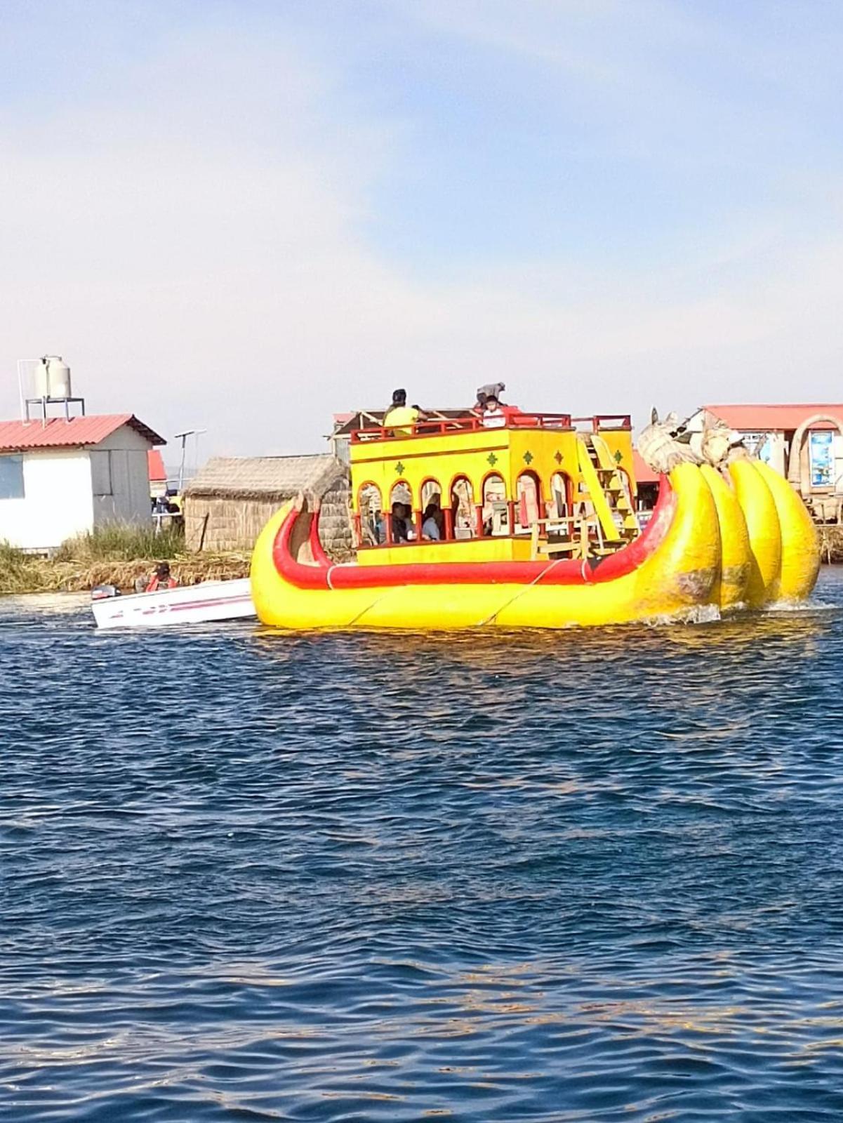 Hostal Vista Al Lago Titicaca Puno Exterior foto
