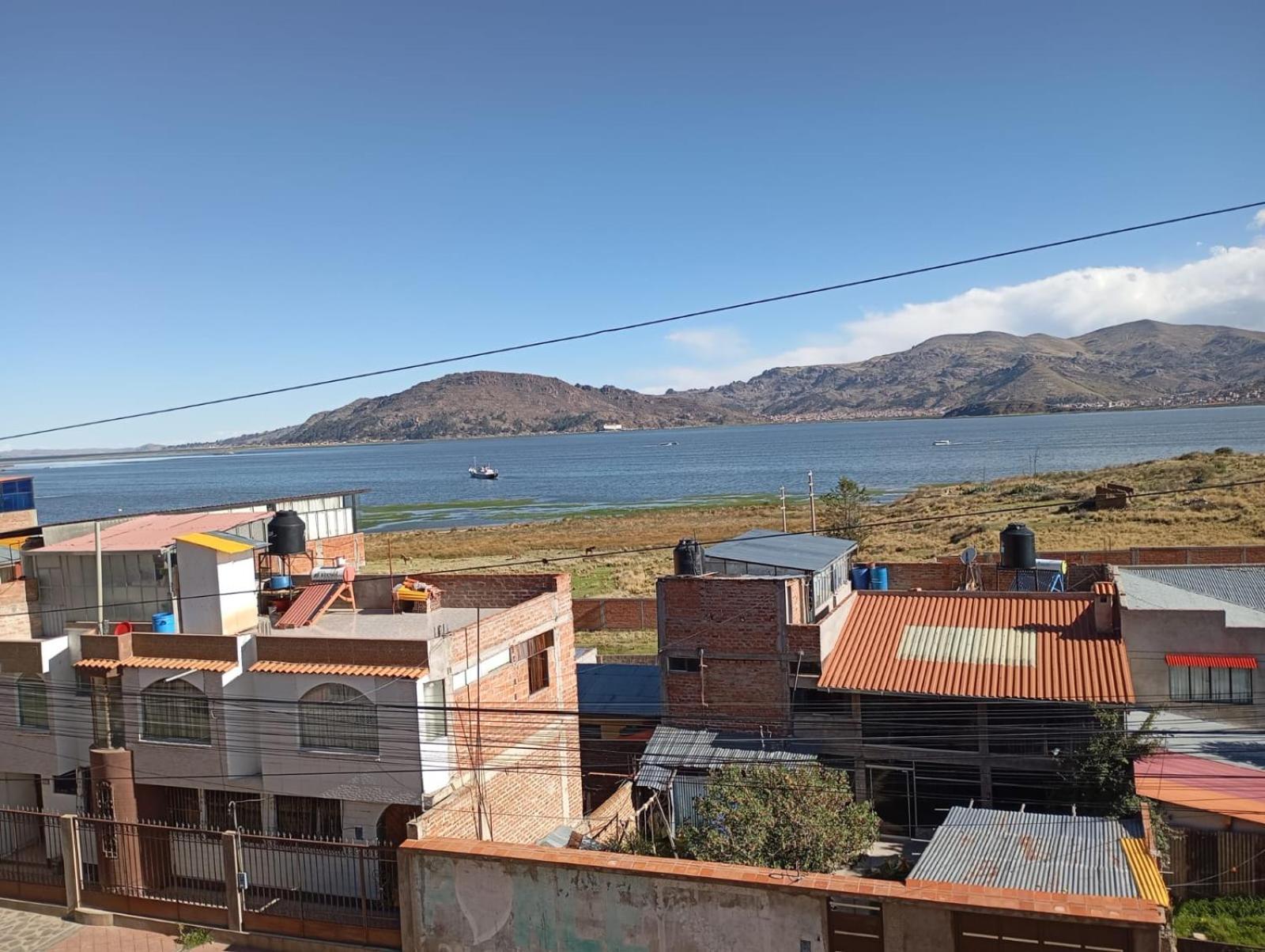 Hostal Vista Al Lago Titicaca Puno Exterior foto